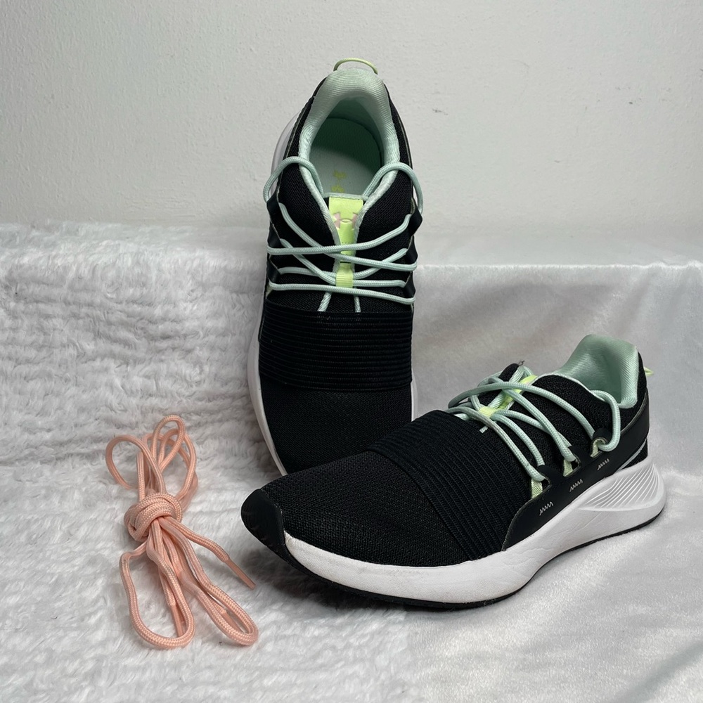 Under Armour Women’s Charged Breathe Sneakers (Size 8.5)